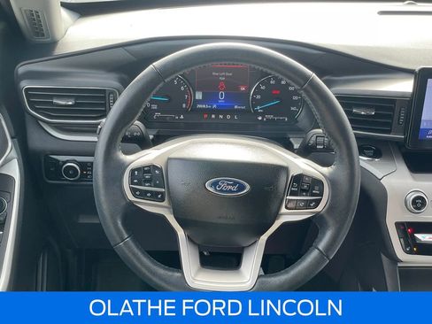 Used 2023 Ford Explorer XLT w/ Equipment Group 202A image 27