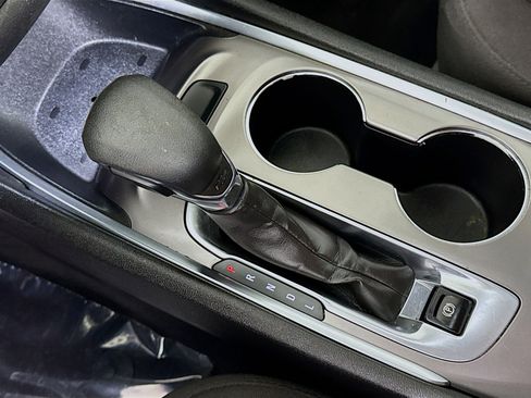 Used 2022 Chevrolet Malibu LT image 20