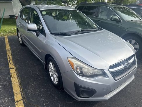 Used 2014 Subaru Impreza 2.0i Premium w/ All-Weather Package w/CVT AWD/4WD image 3