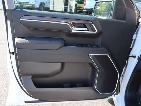 New 2026 Chevrolet Silverado 1500 LT AWD/4WD image 4