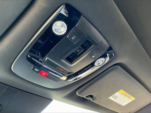 Used 2025 Kia Sportage X-Line image 36