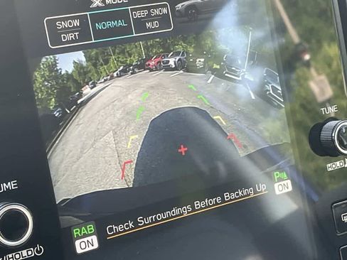 New 2025 Subaru Crosstrek 2.5i Limited w/ Popular Package #4A image 13