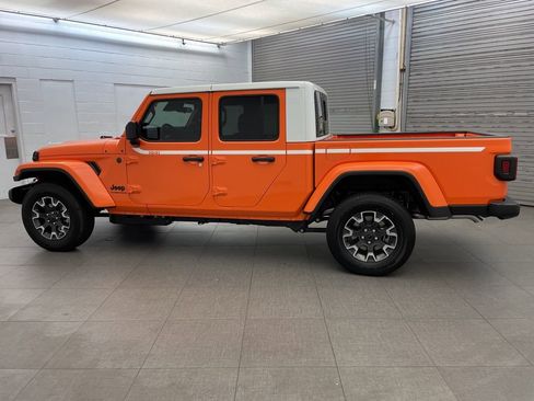 New 2026 Jeep Gladiator Mojave AWD/4WD image 5