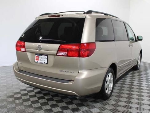 Used 2004 Toyota Sienna XLE w/ XLE Pkg 16 FWD image 6