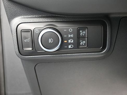 New 2026 Ford Explorer Active w/ Active Comfort Package image 19