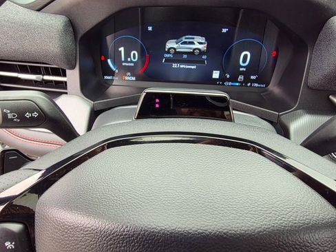 Used 2025 Ford Explorer ST image 33