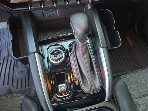 Certified 2023 Chevrolet Colorado Z71 w/ Z71 Convenience Package 2 image 23