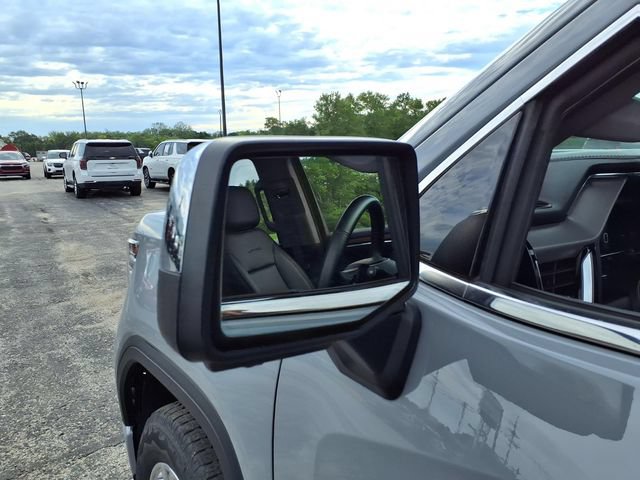 Used 2024 GMC Sierra 1500 Denali w/ Technology Package AWD/4WD image 16