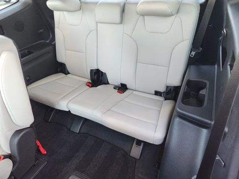 Used 2024 Kia Telluride SX w/ Towing Package image 25