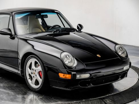 Used 1997 Porsche 911 Carrera S image 33