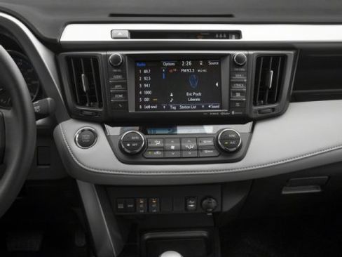 Used 2018 Toyota RAV4 Limited AWD/4WD image 13