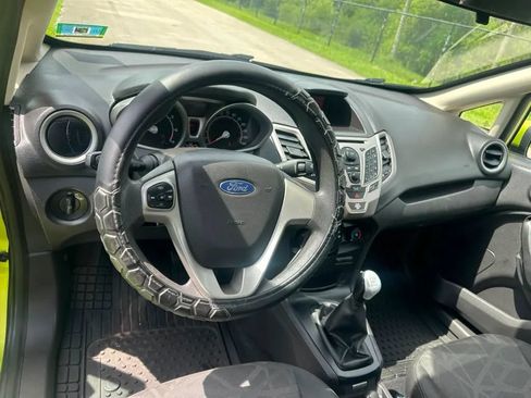 Used 2012 Ford Fiesta SE FWD image 10