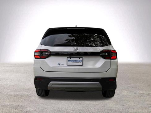 Used 2023 Honda Pilot EX-L image 8