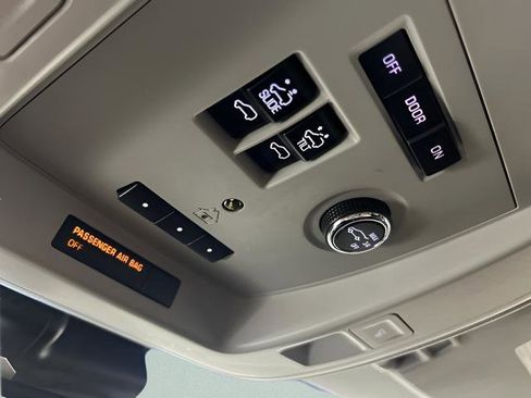 Used 2019 GMC Yukon XL Denali w/ Denali Ultimate Package image 27