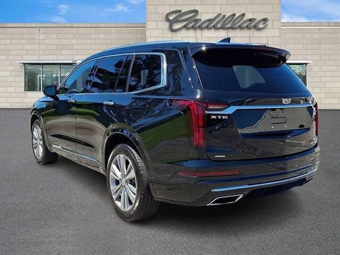 Certified 2024 Cadillac XT6 Premium Luxury w/ LPO, Floor Liner Package AWD/4WD image 5