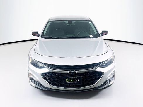 Used 2021 Chevrolet Malibu LT w/ Redline Edition FWD image 2
