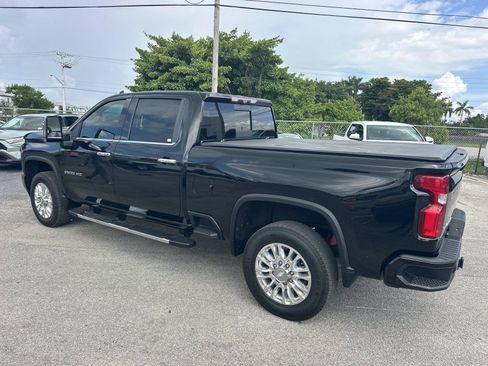 Used 2020 Chevrolet Silverado 2500 High Country w/ Z71 Off-Road Package AWD/4WD image 6