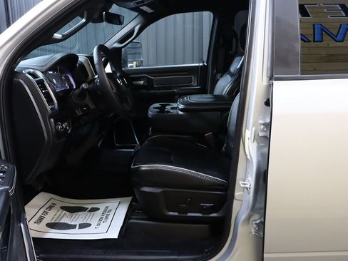Used 2026 RAM 2500 Laramie AWD/4WD image 46