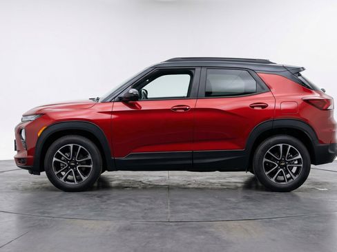 Used 2025 Chevrolet TrailBlazer LT image 5