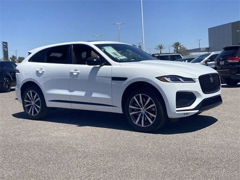 New 2026 Jaguar F-PACE R-Dynamic S image 4