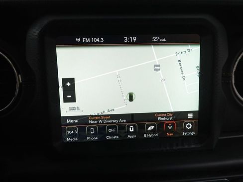Used 2023 Jeep Wrangler Unlimited Sahara AWD/4WD image 20