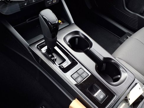 New 2026 Subaru Outback Limited image 6