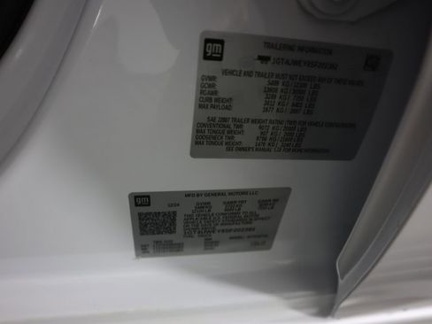 Used 2025 GMC Sierra 3500 Denali image 41