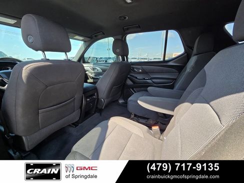 Used 2023 Chevrolet Traverse LT FWD image 29