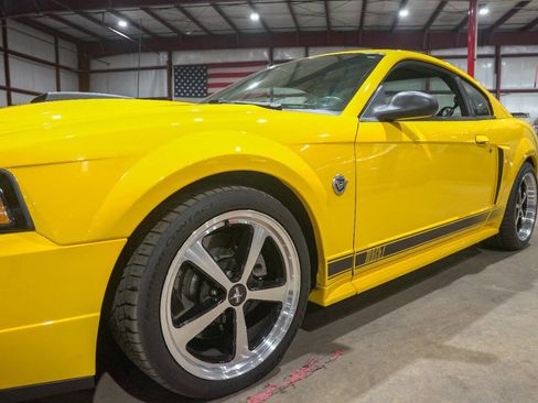 Used 2004 Ford Mustang Mach 1 RWD image 27