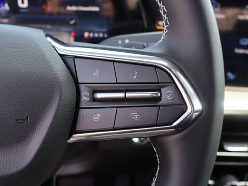 New 2026 Chevrolet Traverse LT AWD/4WD image 18