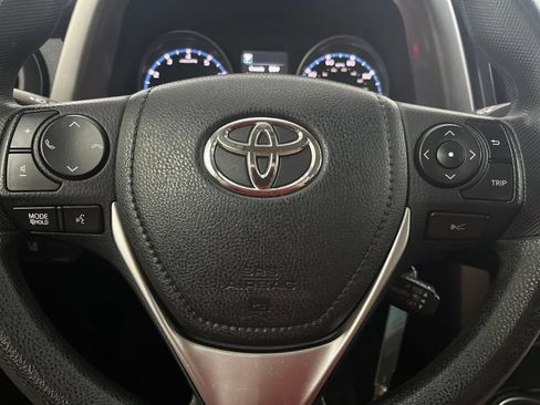 Used 2017 Toyota RAV4 LE w/ All Weather Liner Package FWD image 60