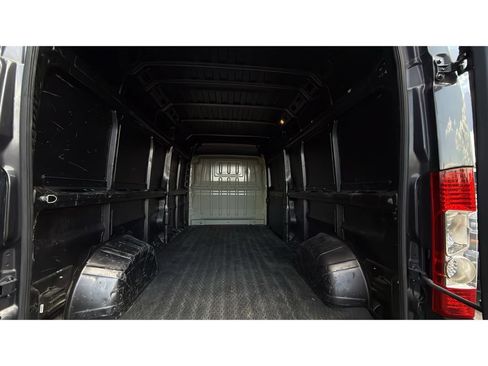 Used 2020 RAM ProMaster 2500 FWD image 16