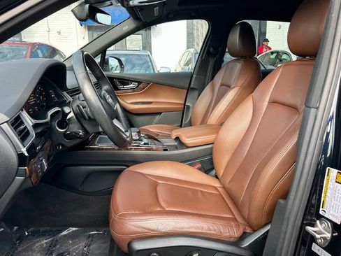 Used 2017 Audi Q7 3.0T Prestige image 14