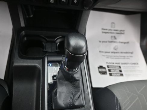 Used 2023 Toyota Tacoma TRD Sport AWD/4WD image 22
