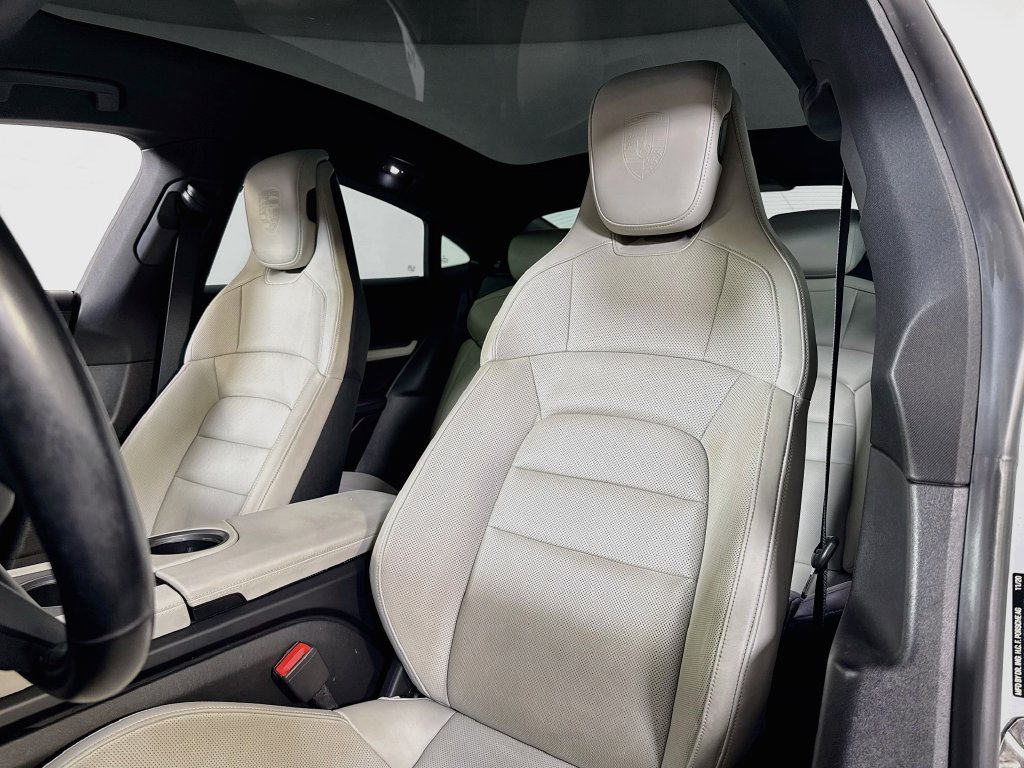 Certified 2021 Porsche Taycan 4S AWD/4WD image 5