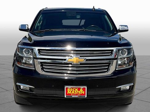 Used 2019 Chevrolet Suburban Premier image 3