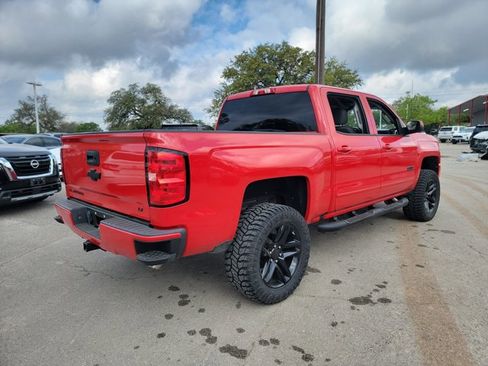 Used 2018 Chevrolet Silverado 1500 LT w/ Texas Edition image 5