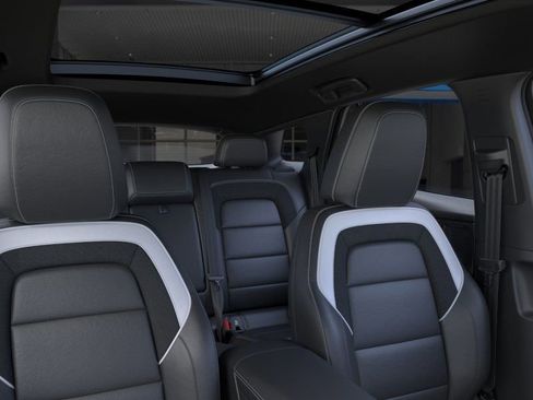 New 2025 Chevrolet Blazer EV LT image 24