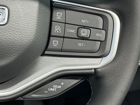 New 2026 Jeep Grand Wagoneer Limited AWD/4WD image 20