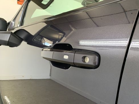 New 2025 GMC Sierra 2500 AT4 w/ AT4 Premium Plus Package image 13