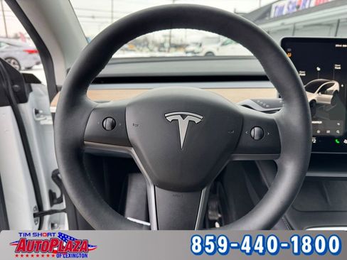Used 2024 Tesla Model Y Long Range image 9