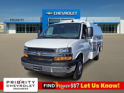 New 2024 Chevrolet Express 3500 w/ Power Convenience Package