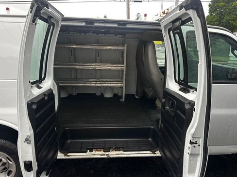 Used 2020 GMC Savana 2500 w/ Driver Convenience Package RWD image 11