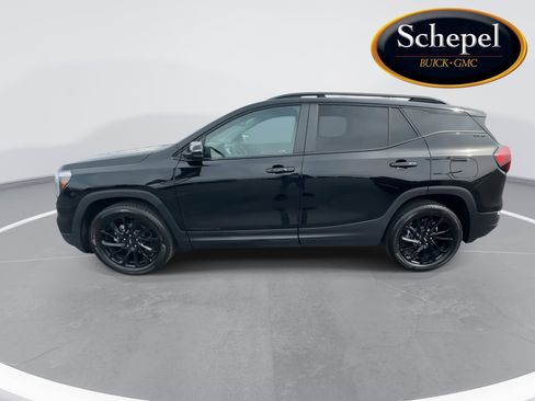 Certified 2023 GMC Terrain SLE w/ Driver Convenience Package FWD image 5