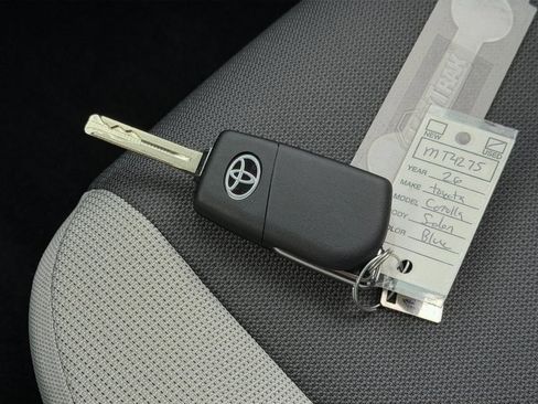 Certified 2026 Toyota Corolla LE image 29