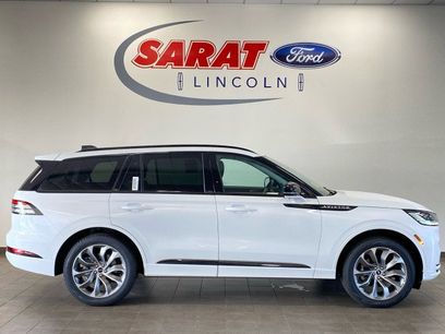 New 2026 Lincoln Aviator AWD w/ Jet Appearance Package