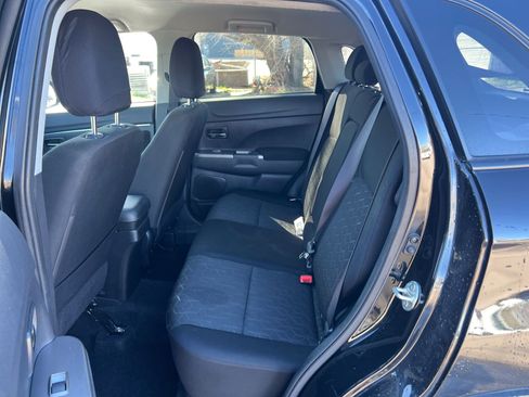 Used 2021 Mitsubishi Outlander Sport SE image 25