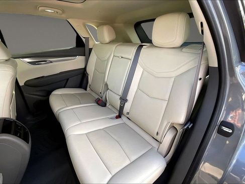 Used 2022 Cadillac XT5 Premium Luxury FWD image 24