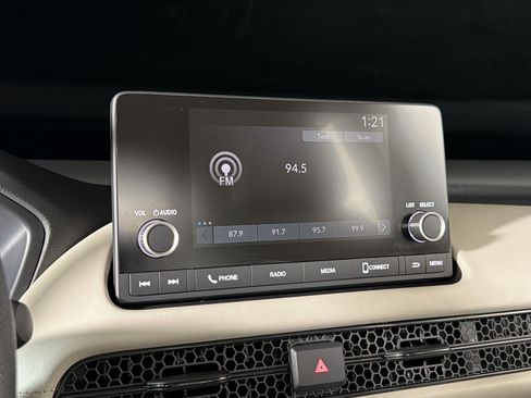 Used 2025 Honda HR-V LX image 22