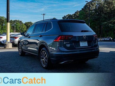 Used 2019 Volkswagen Tiguan SE image 11